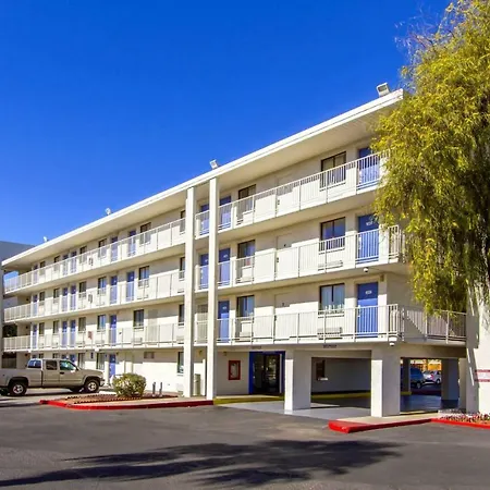 Phoenix Inn-3