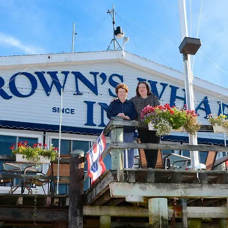 Browns Wharf Inn-2