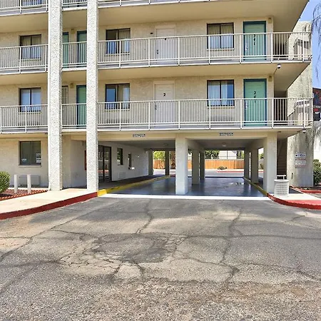 Phoenix Inn-2