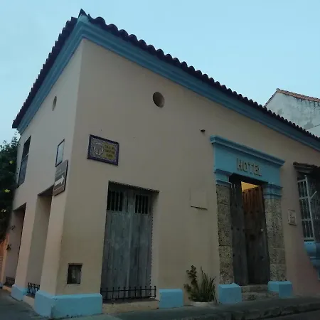 Hotel Puertas De Cartagena-2