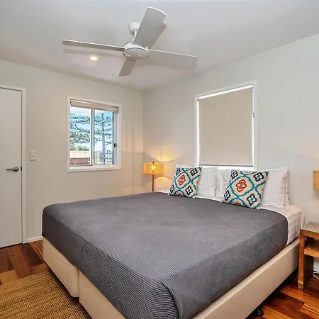 Bujerum Apartments On Burleigh-3
