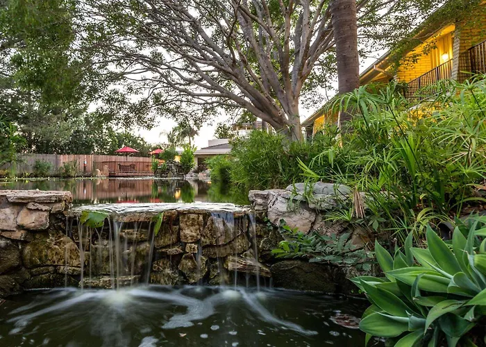 Hotel Ramada By Wyndham Santa Barbara Goleta
