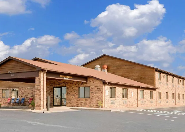 Super 8 By Wyndham Ashland Hotel