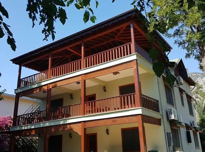 Pinea Pansiyon Kemer