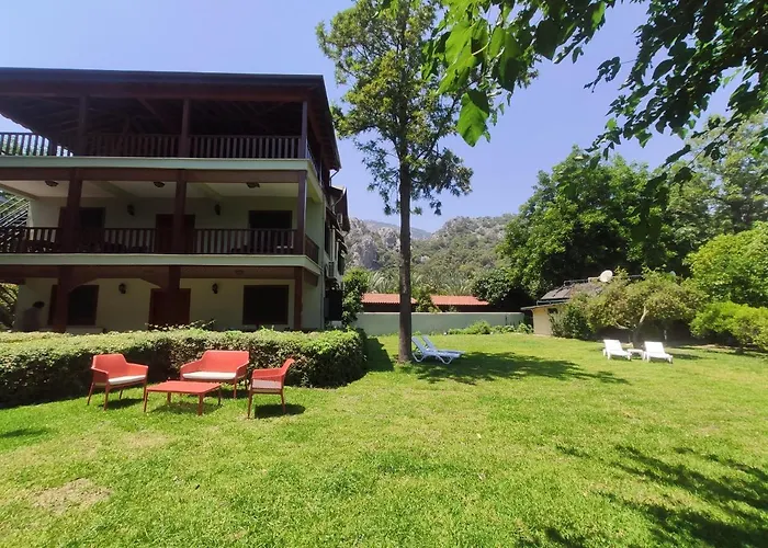 Pinea Pansiyon Kemer