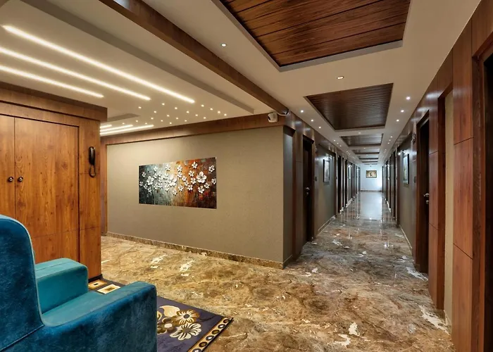 Lexus Inn