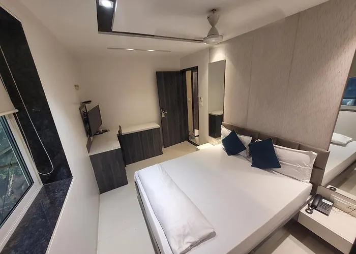 Hotel Heritage - Near Trade Center, Visa Consulate Bkc Mumbai