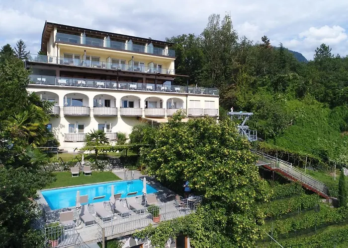 Hotel Panorama Tirolo