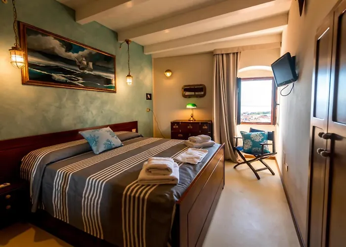 Hotel Le Tre Caravelle SantʼAntìoco