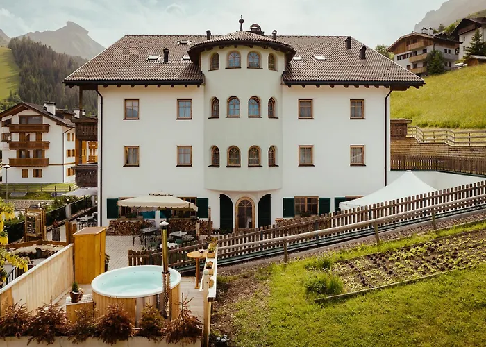 Hotel Alpenrose Arraba
