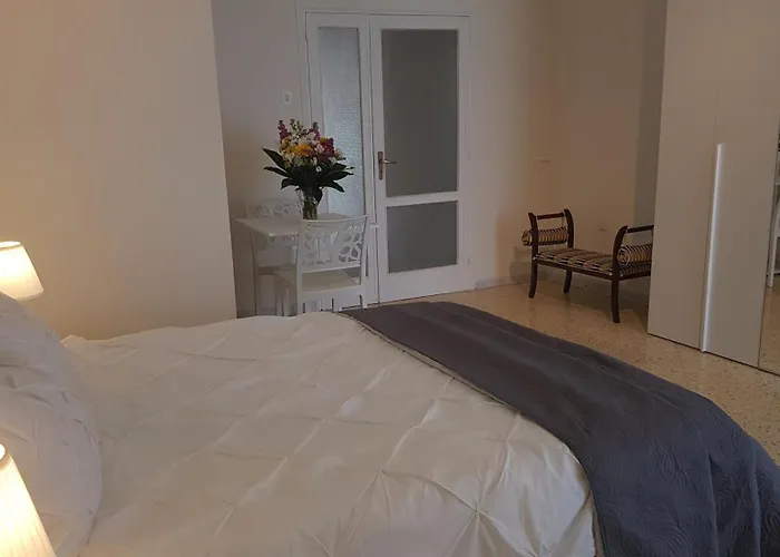Residenze Benedetto Croce Hotel Bari