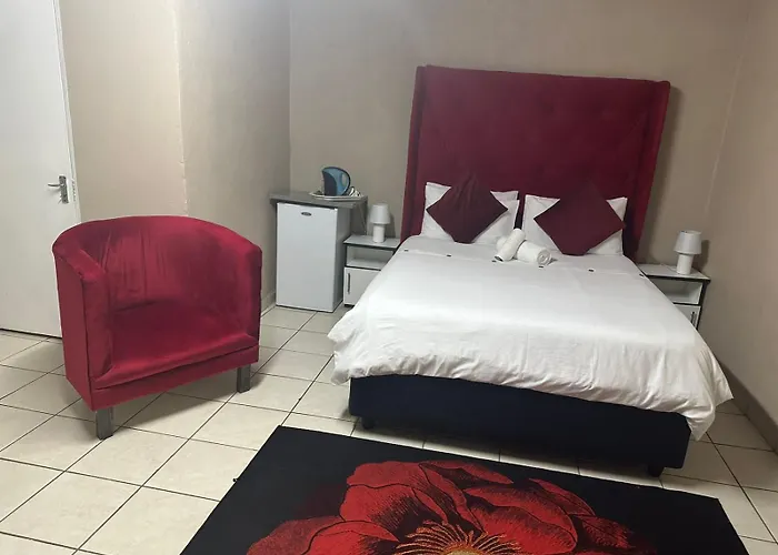 Super Classic Guest House