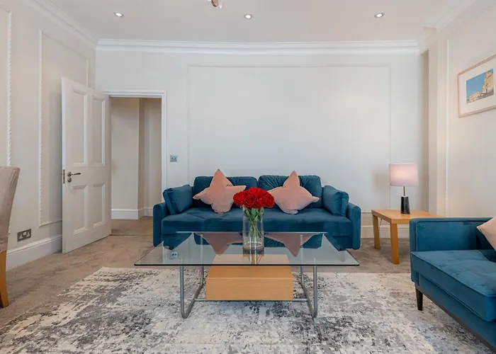 17 Hertford Street London