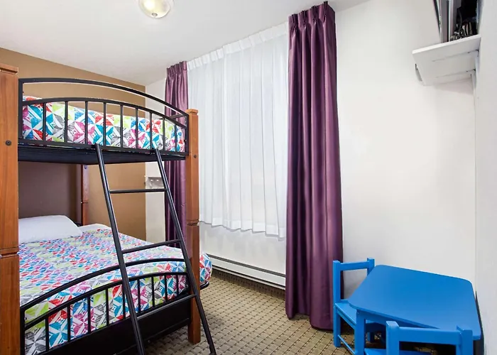 Ramada By Wyndham Red Deer Hotel & Suites