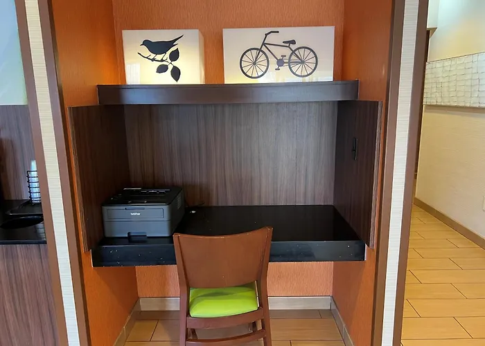 Hotel Luna Albany