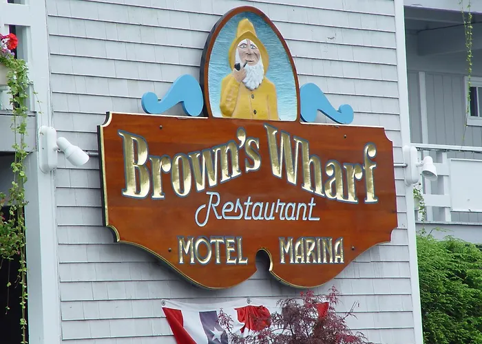 Browns Wharf Inn Boothbay Harbor