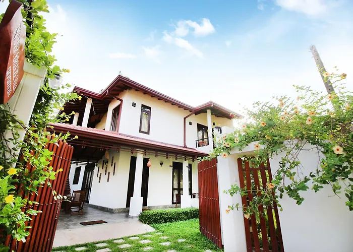 River Breeze Villa Bentota