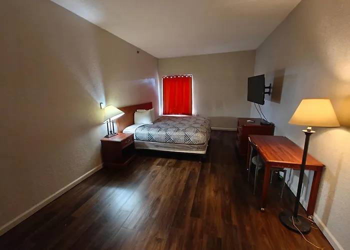 Budgetel Inns & Suites - Atlanta Galleria Stadium