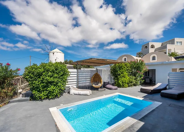 Smy Santorini Suites & Villas Pýrgos