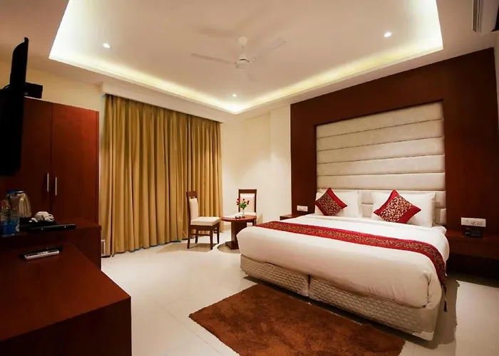 Hotel Z Suites Delhi Igi Airport- Free Airport Drop