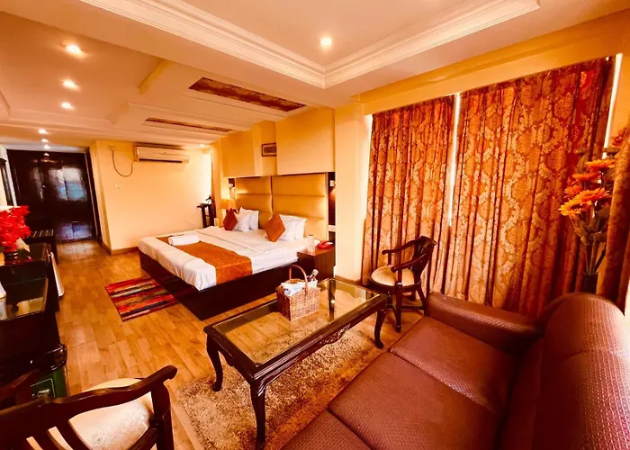 The Reo Twist, Haridwar Hotel