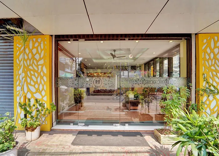 Super Townhouse Ernakulam North Hotel Kochi