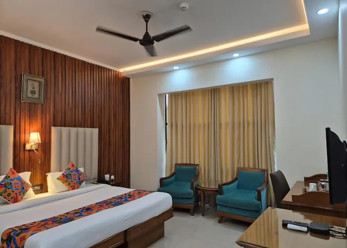 Hotel Conclave Executive New Delhi