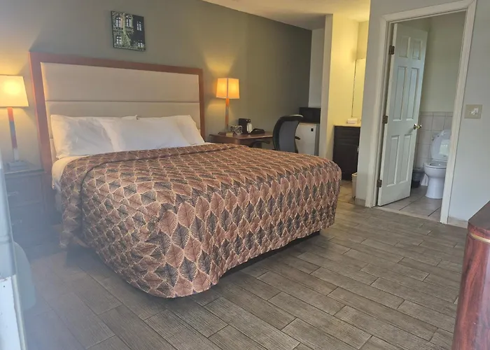 Maple Leaf Motel New Milford