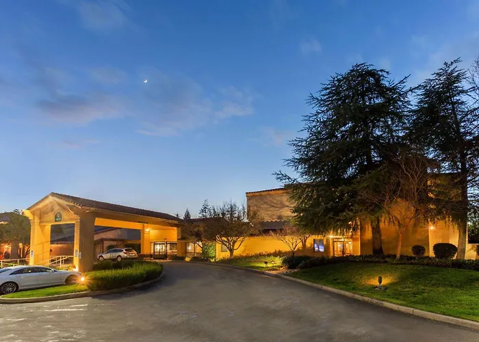 La Quinta By Wyndham Redding