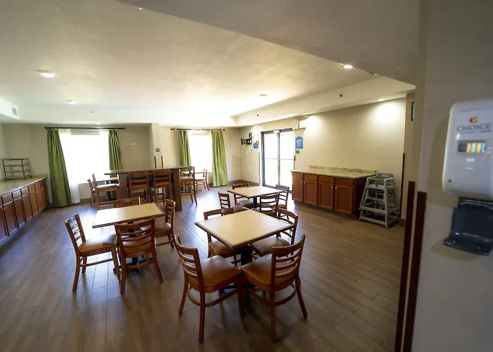 Quality Inn & Suites