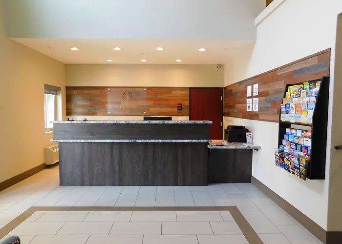 Island Suites Lake Havasu City