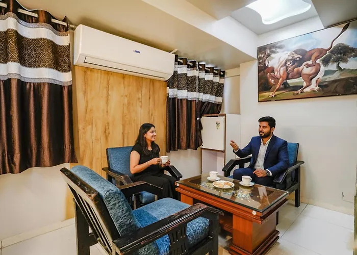 Fabhotel Amber Crop Inn Mumbai
