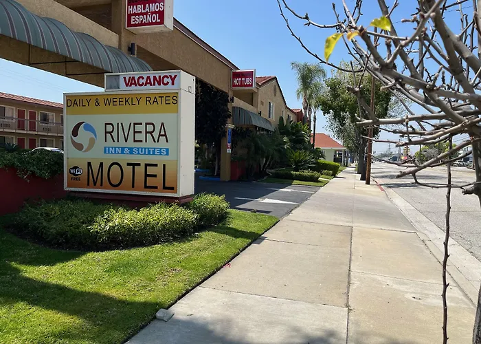 Rivera Inn & Suites Motel