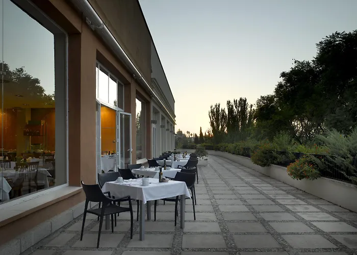 Parador De Cordova