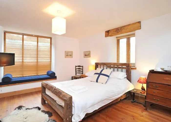 Longacre Bed And Breakfast