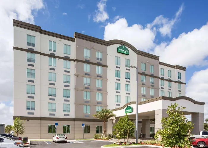 Hotel Wingate By Wyndham Miami Airport Doral