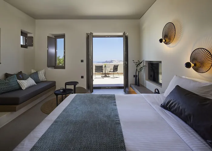 Halcyon Days Suites Pýrgos