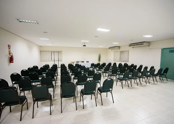 Francisco Beltrão Palace Hotel