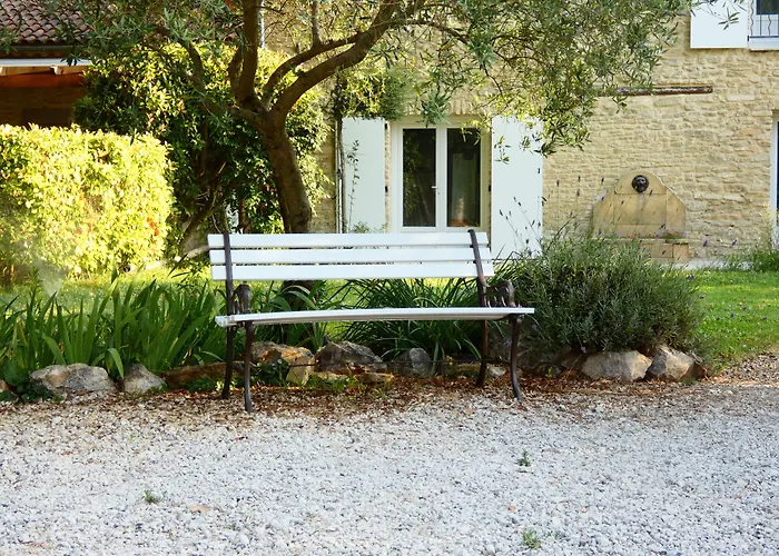 Mas Seraphin LʼIsle-sur-la-Sorgue