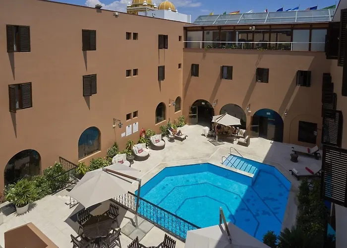 Costa Del Sol Trujillo Centro Hotel