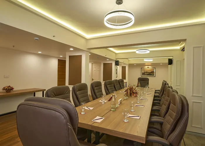 Noah Sky Suites Kochi