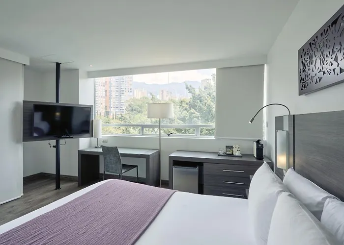 Hotel bh El Poblado