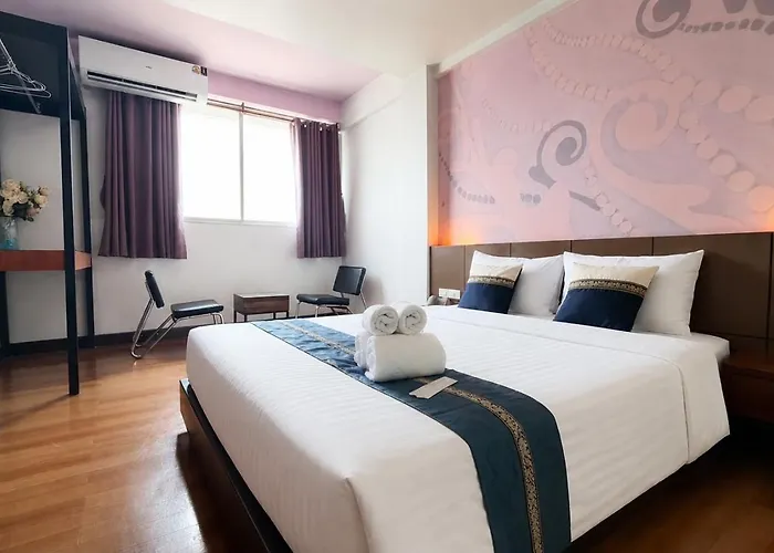 Happyland Mansion Hotel Bangkok