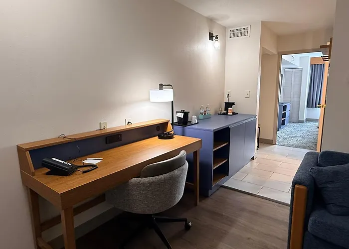 Country Inn & Suites By Radisson, Lima