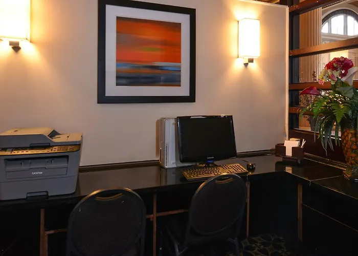 Baltimore Plaza Hotel