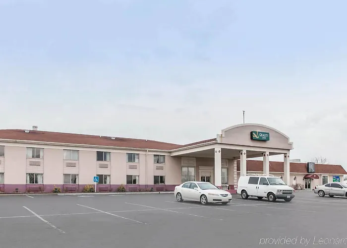 Quality Inn Scottsburg