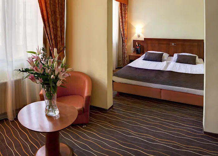 Luxury Family Hotel Bila Labut Prague