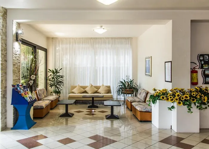 Hotel Trianon