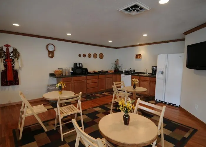 Legacy Inn