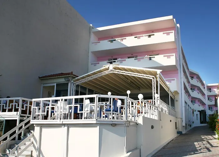 Evelyn Beach Hotel